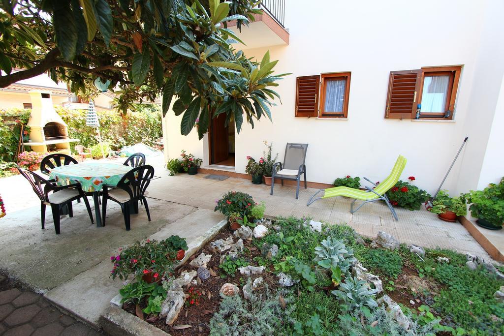 Apartments Antolovic Rovinj Habitación foto