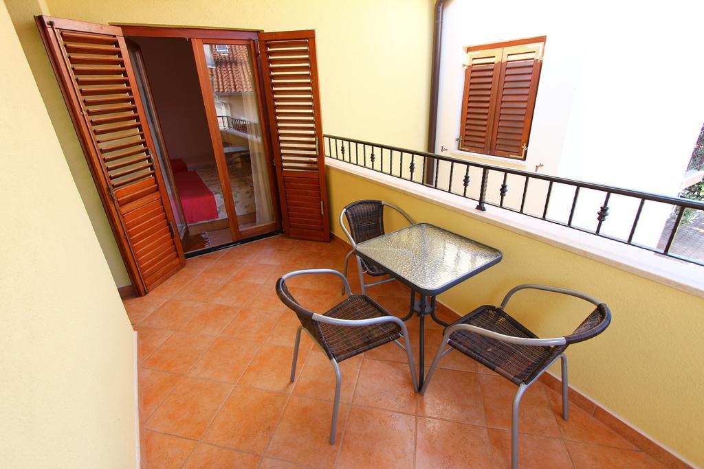 Apartments Antolovic Rovinj Habitación foto